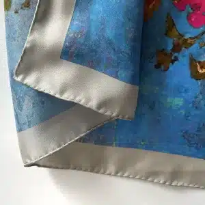 Twill Scarf Hems