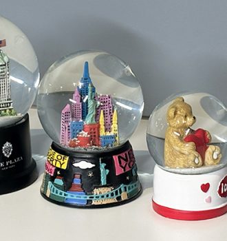 Snow Globe Size range